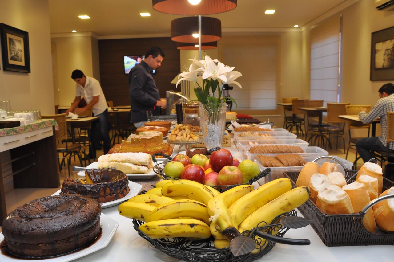 Hotel Valencia Dourados Luaran gambar