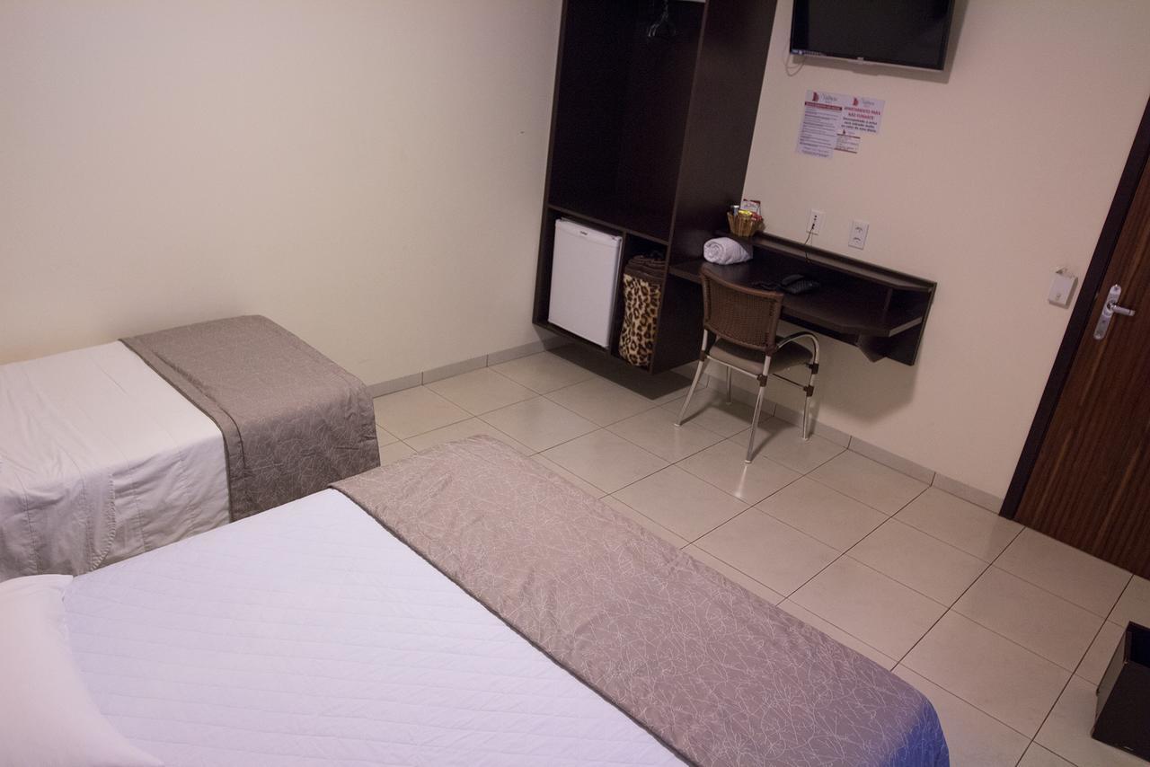 Hotel Valencia Dourados Luaran gambar