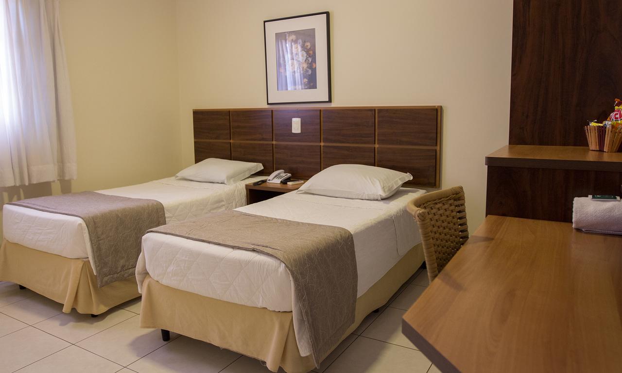 Hotel Valencia Dourados Luaran gambar