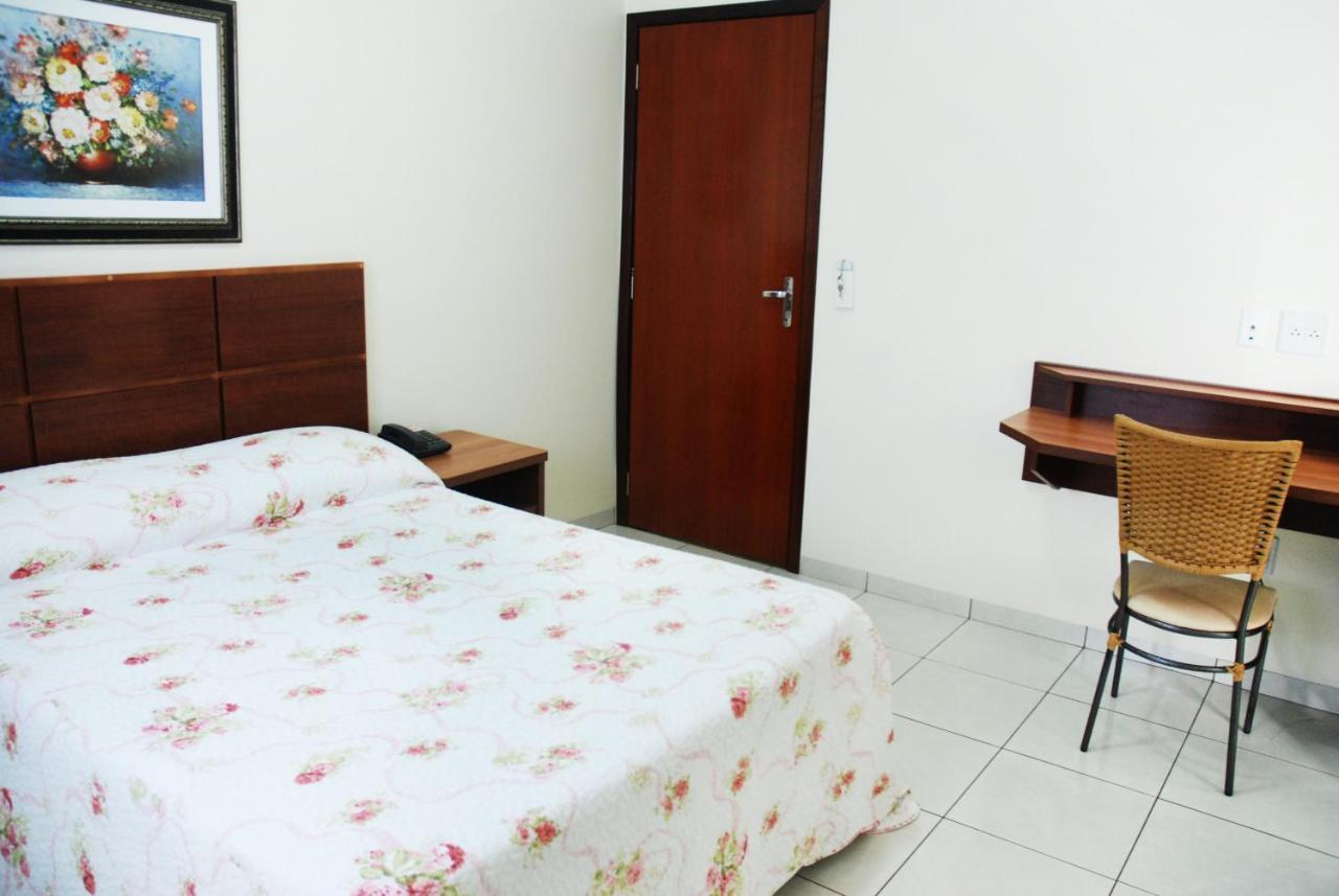 Hotel Valencia Dourados Luaran gambar